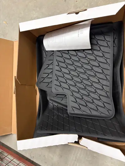 Geniune Mercedes rubber mats. Front and back brand new in box