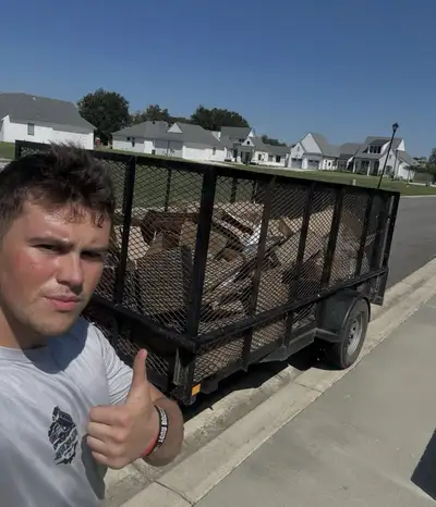 JUNK REMOVAL SERVICE ( 647 - 919 - 9656 ), View more