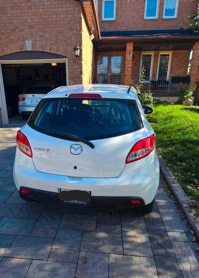2011 Mazda Mazda2 GX in Cars & Trucks in Markham / York Region - Image 4