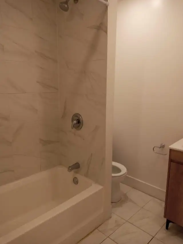 newly renovated 3.5 apartment for rent all appliances included  in Long Term Rentals in City of Montréal - Image 5