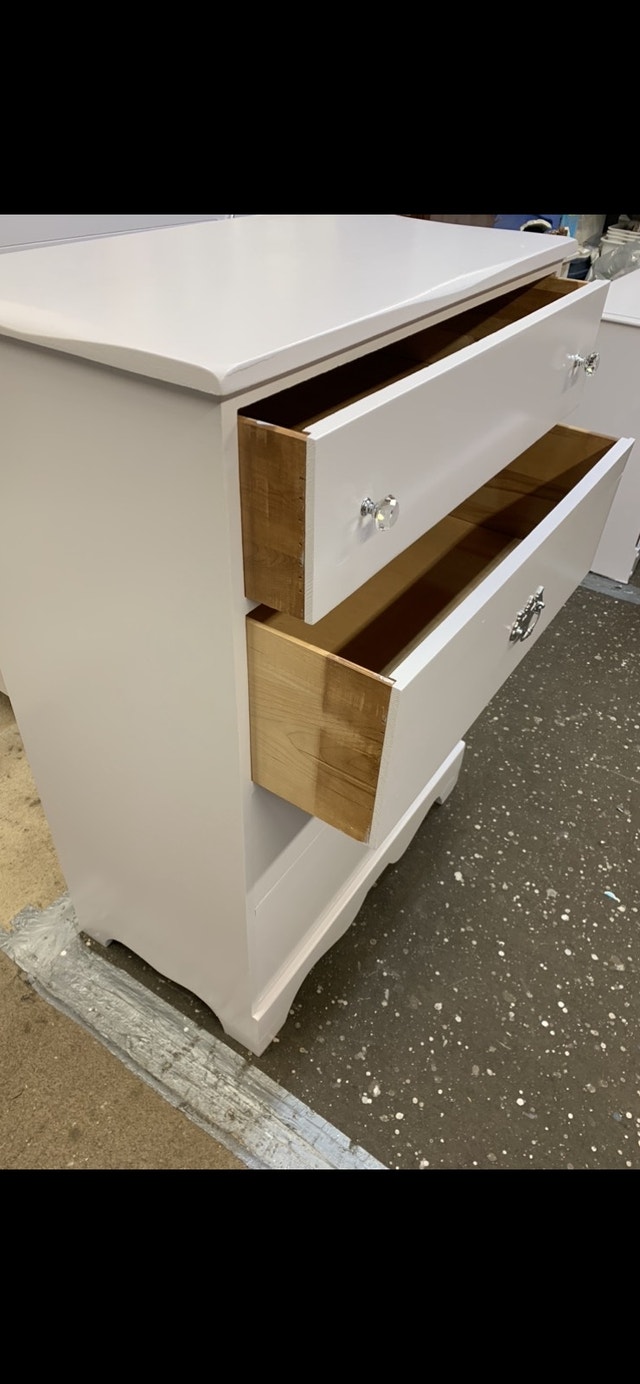 LARGE WHITE 4 DRAWER SOLID MAPLE UPRIGHT DRESSER Dressers & Wardrobes