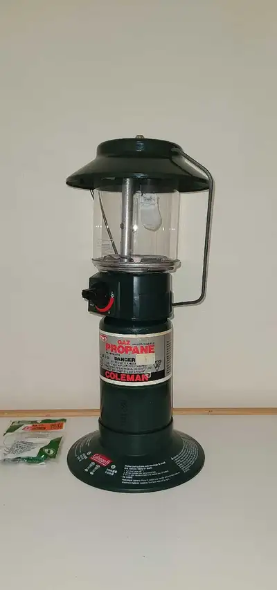 Coleman Propane Lantern + Case - 2 Mantles & Full Tank!, View more