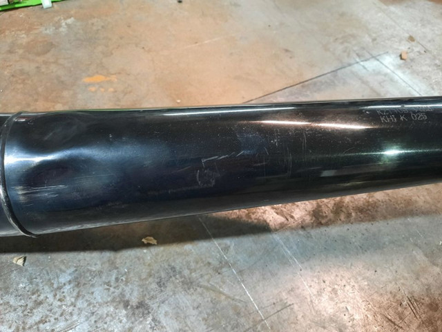 MUFFLER for KAWASAKI GPZ 1981-1982, USED RH in Motorcycle Parts & Accessories in Drummondville - Image 4