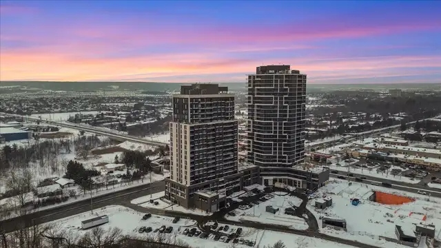 Brand New 2 Bed   2 Bath Condo in Milton