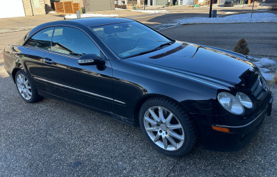 2008 Mercedes Benz CLK350 Coupe One Owner