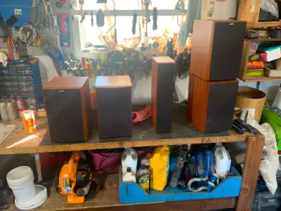 JAMO set of speakers, View more