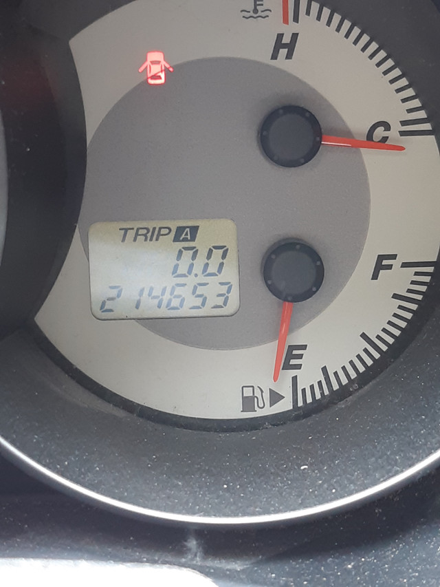 2008 Mazda3 214653Km Automatic in Cars & Trucks in Guelph - Image 3