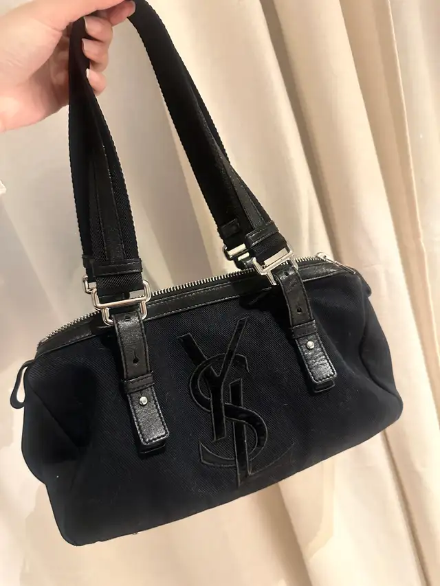 Real YSL Bag in Women's - Bags & Wallets in City of Toronto - Image 2