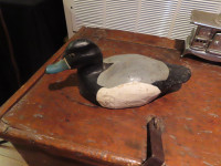 ANTIQUE Appelant. Canard de bois Claude Petit