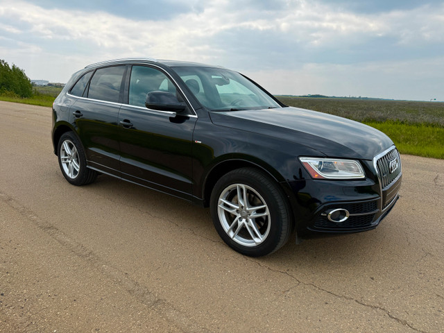 2014 Audi Q5 S-Line Top Trim in Cars & Trucks in Edmonton - Image 4