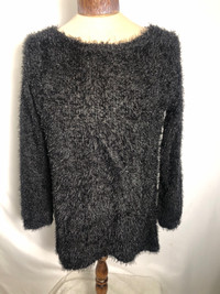 Womens Black Eyelash Sweater. Size XL.