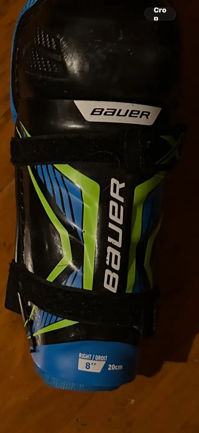 Bauer youth hockey equipment in Hockey in Barrie - Image 9
