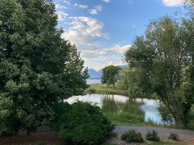 Could This Be Your Front Yard ? Waterfront Condo on Skaha Lake Bright 3 Bedroom, 2 Full Bath, Outdoo...