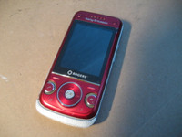 sony ericsson cell phone,  3.2 mp camera, rogers. Include batter