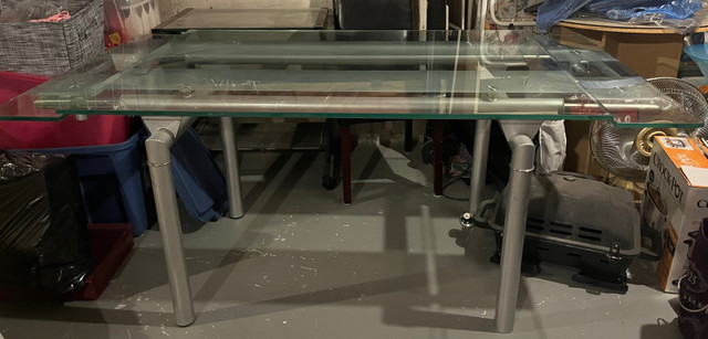 Glass dining table  in Dining Tables & Sets in City of Toronto - Image 3