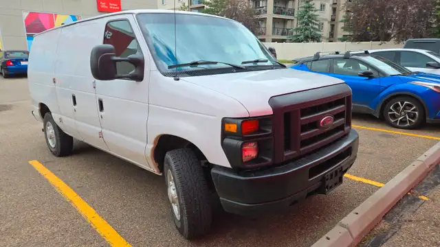 2014 FORD E250 CARGO VAN in Cars & Trucks in Edmonton - Image 4