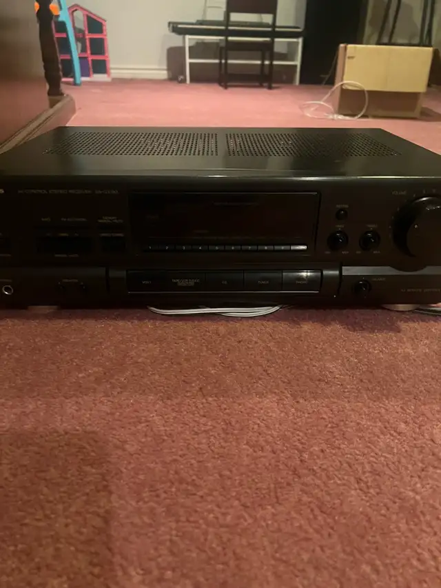 vintage stereo system complete in Stereo Systems & Home Theatre in Mississauga / Peel Region - Image 5
