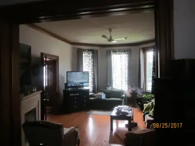 TOP OF THE LINE BEST APT IN THE HOUSE