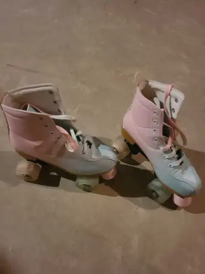 roller skates, View more