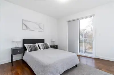 Luxury Room Rental, Next to lake ONTARIO / QEW at FRUITLAND/QEW