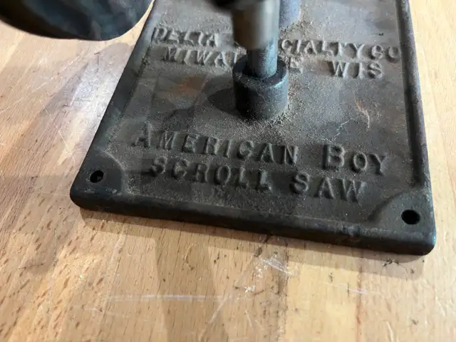 Antique 1923 American Boy Fret saw, hand crank scroll saw, Delta in Power Tools in North Bay - Image 5