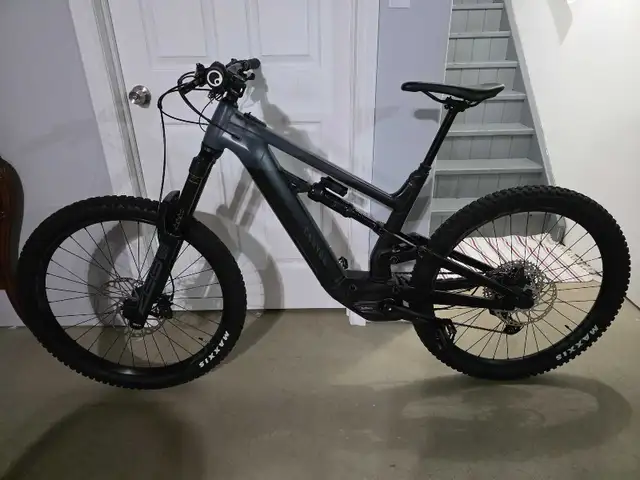 2022 Canyon Torque:ON 7 E-Mountain Bike in eBike in London - Image 3