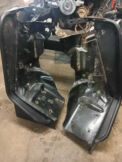 Jeep TJ 3" Tube Flare Flat Fenders. They are a factory inner with flat / flare kit. Were already on...