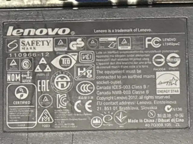 Lenovo 24” monitor in Monitors in Saskatoon - Image 4
