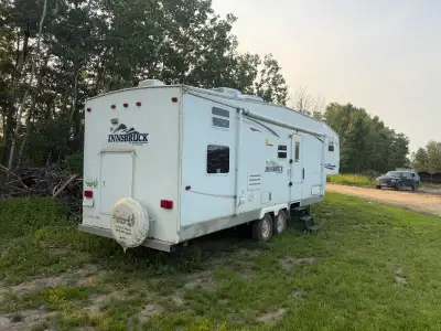 Have a 2008 28 foot bunk room fifth wheel camper for sale. This unit has all kinds of goodies to enj...
