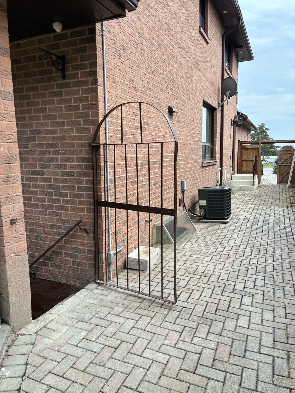 basement for rent 2