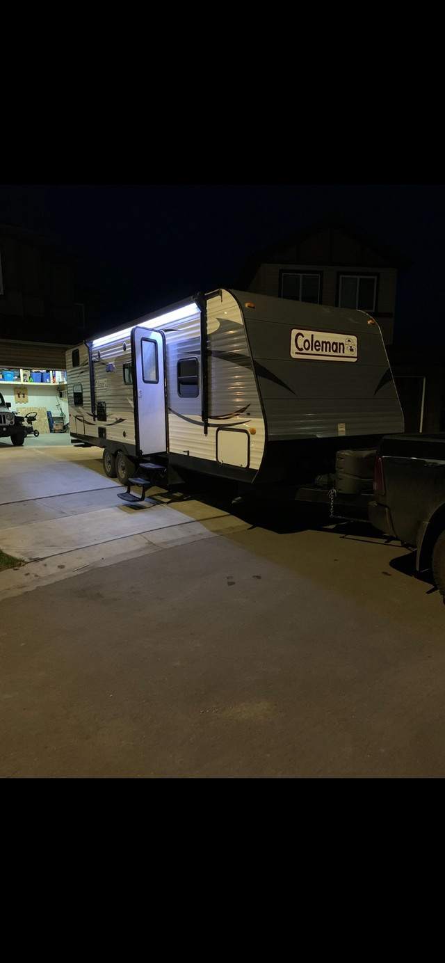 2015 Coleman Dutchman 26BHSL  in Travel Trailers & Campers in Strathcona County - Image 2