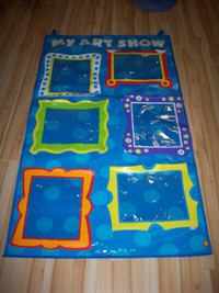 Display your child's art work!! Ideal for K - Gr3