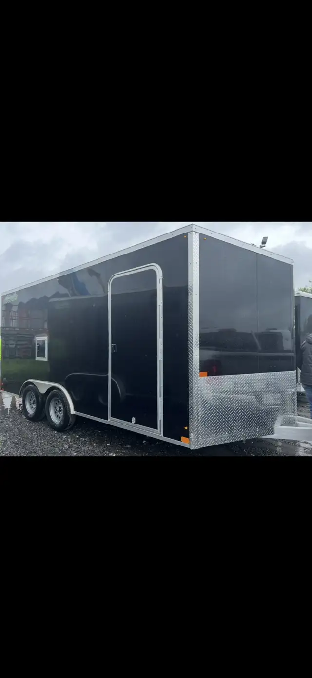 remorque fermé  8,5 x 16 en aluminium in Cargo & Utility Trailers in Victoriaville - Image 2