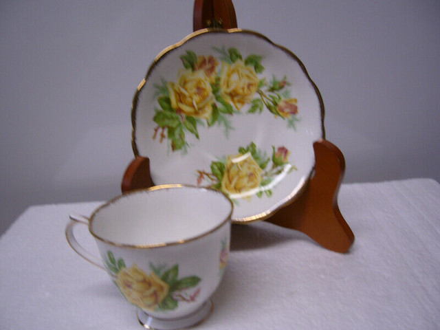 Vintage Footed Royal Albert “Tea Rose” Cup & Saucer in Arts & Collectibles in Dartmouth - Image 2