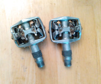 Double sided Clipon pedals.