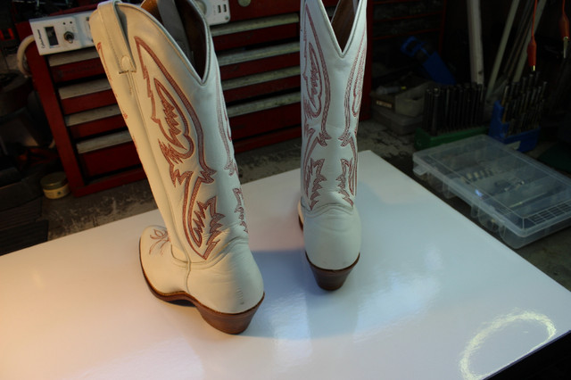 bottes de cowboy pour femme Boulet dans Femmes - Chaussures  à Ouest de l’Île - Image 4