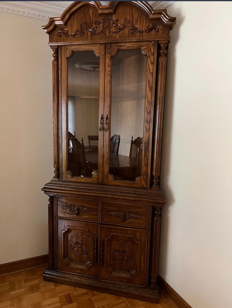 Wine hutch Free Stuff Markham / York Region Kijiji