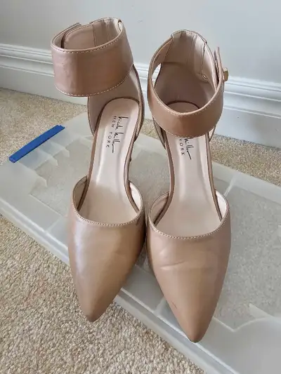 high heels, View more