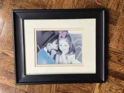 Novelty Picture, View more