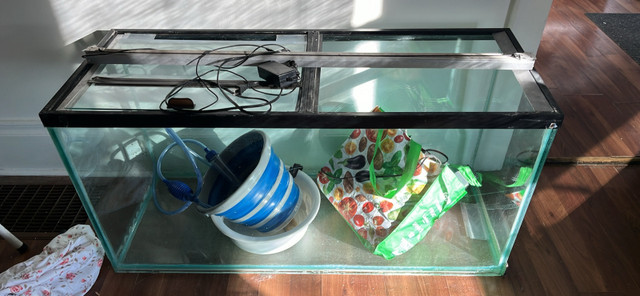 90 gallon aquarium with equipment  in Accessories in Chatham-Kent