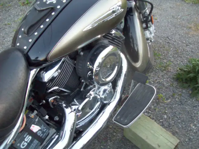 2005 YAMAHA VSTAR 1100 SILVERADO in Street, Cruisers & Choppers in Cornwall - Image 2