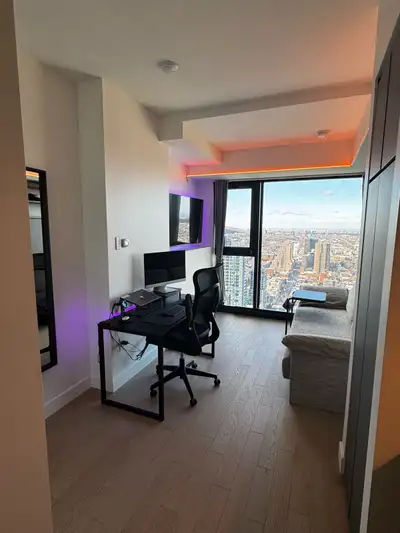Studio 47e étage - 100% meublé - Maestria