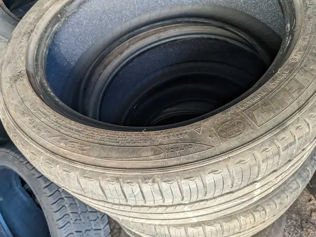 2 x 235/45r18 Michelin primacy mxm4 m+s rated all season tires  in Tires & Rims in Hamilton - Image 5