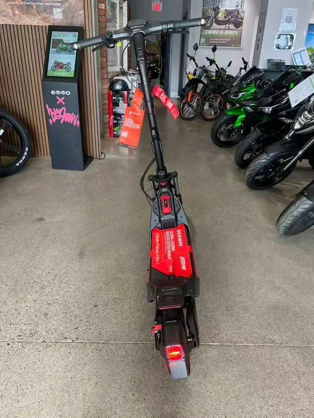 BRAND NEW Segway ZT3 Pro - Black | On sale $300 OFF!!! in eBike in City of Toronto - Image 5