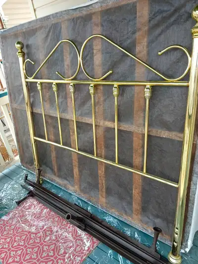Queen bed for free, View more