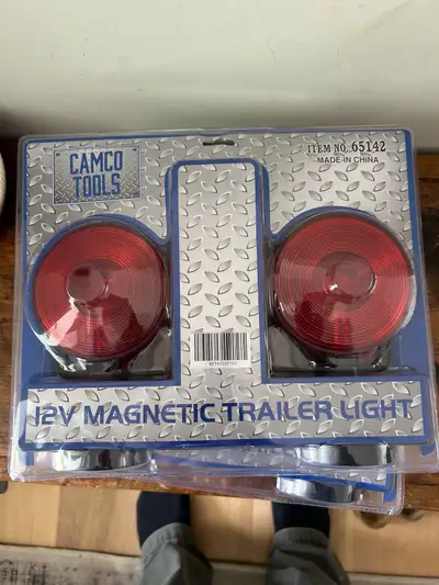 Don’t get caught in the dark have the emergency backup trailer lights available to you Amber on one...