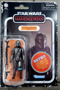 NEW Star Wars The Mandalorian (Beskar) Retro Collection damaged