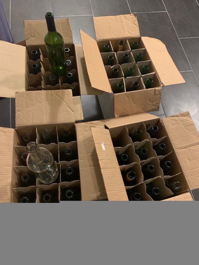 Wine bottles Other Oshawa / Durham Region Kijiji