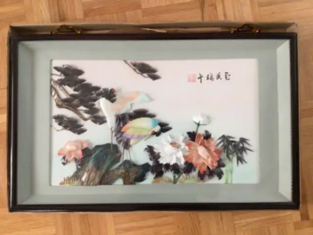 Chinese Vintage Framed Shell Shadow Box Art in Arts & Collectibles in Mississauga / Peel Region - Image 2