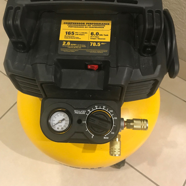 Dewalt pancake air compressor in Power Tools in Ottawa - Image 3